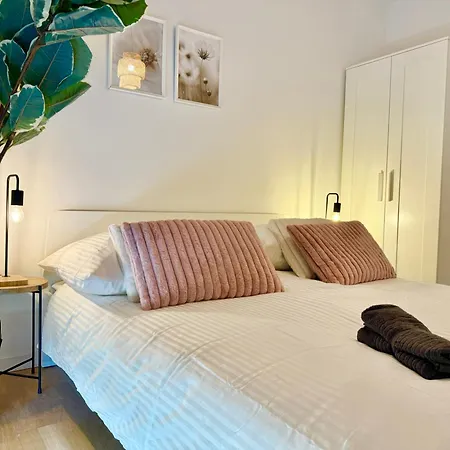 Apartment Modern With Balcony Near Vienna